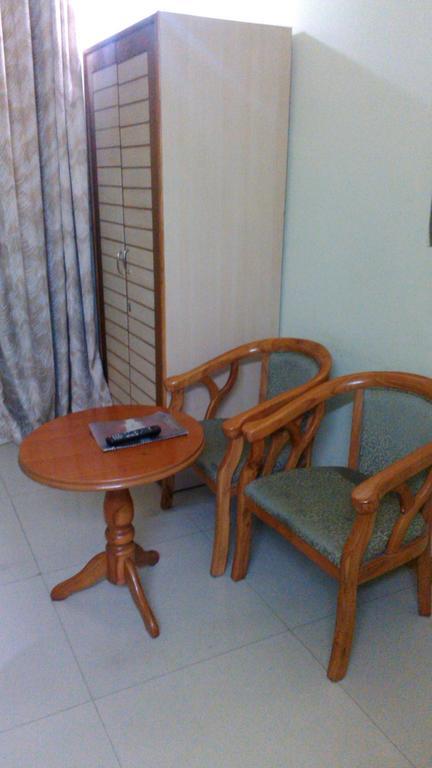 Hotel Kanishka 칸푸르 객실 사진